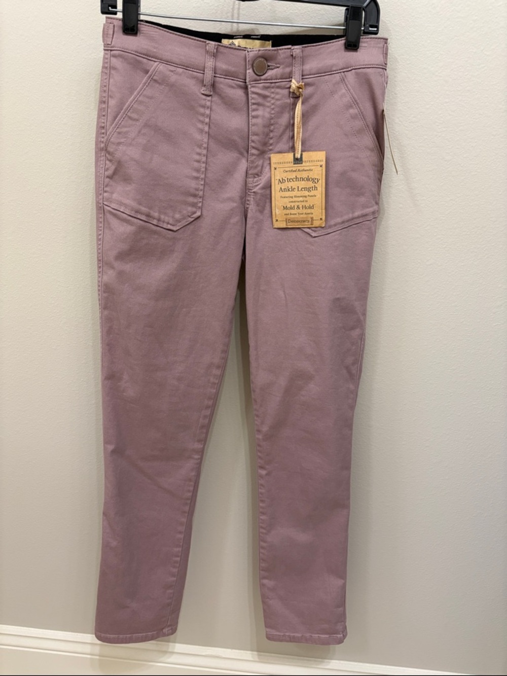 NWT Democracy “Ab” Technology Dusty Mauve Casual Pants Size 2